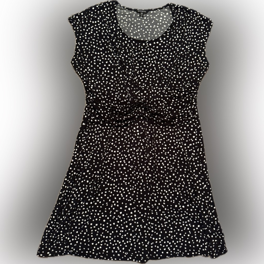 George Sz XL Women’s Dress - Black and White Polka Dot Pattern w/ cascade waist